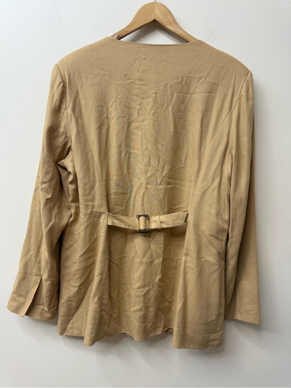 Bagatelle Women's Beige Tailored Spring / Summer Belted Blazer size XL - Picture 6 of 12